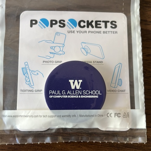 Whole lot of pop sockets - Picture 11 of 13